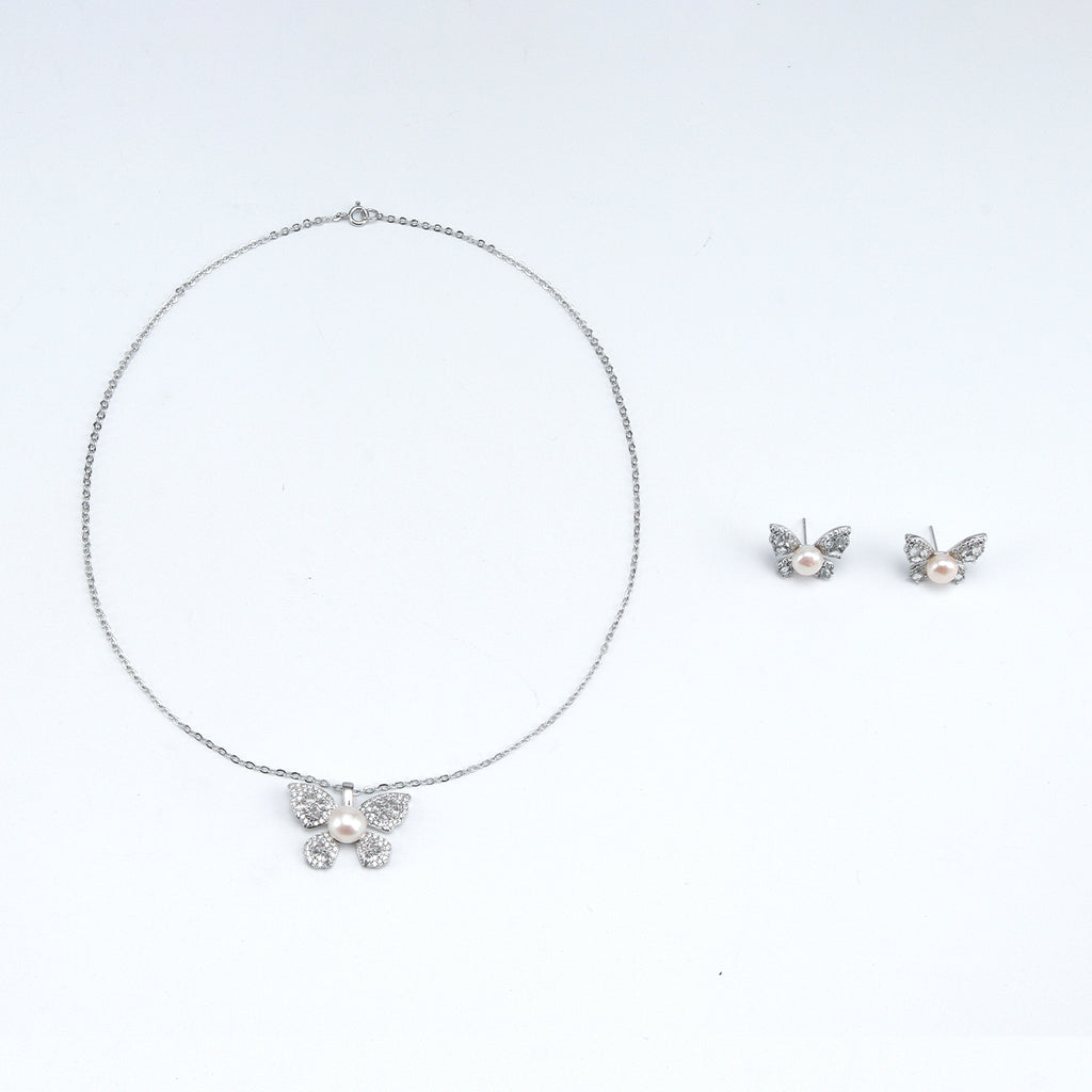 Natural freshwater white pearl butterfly pendant earring set, fashionable pearl set suitable for women