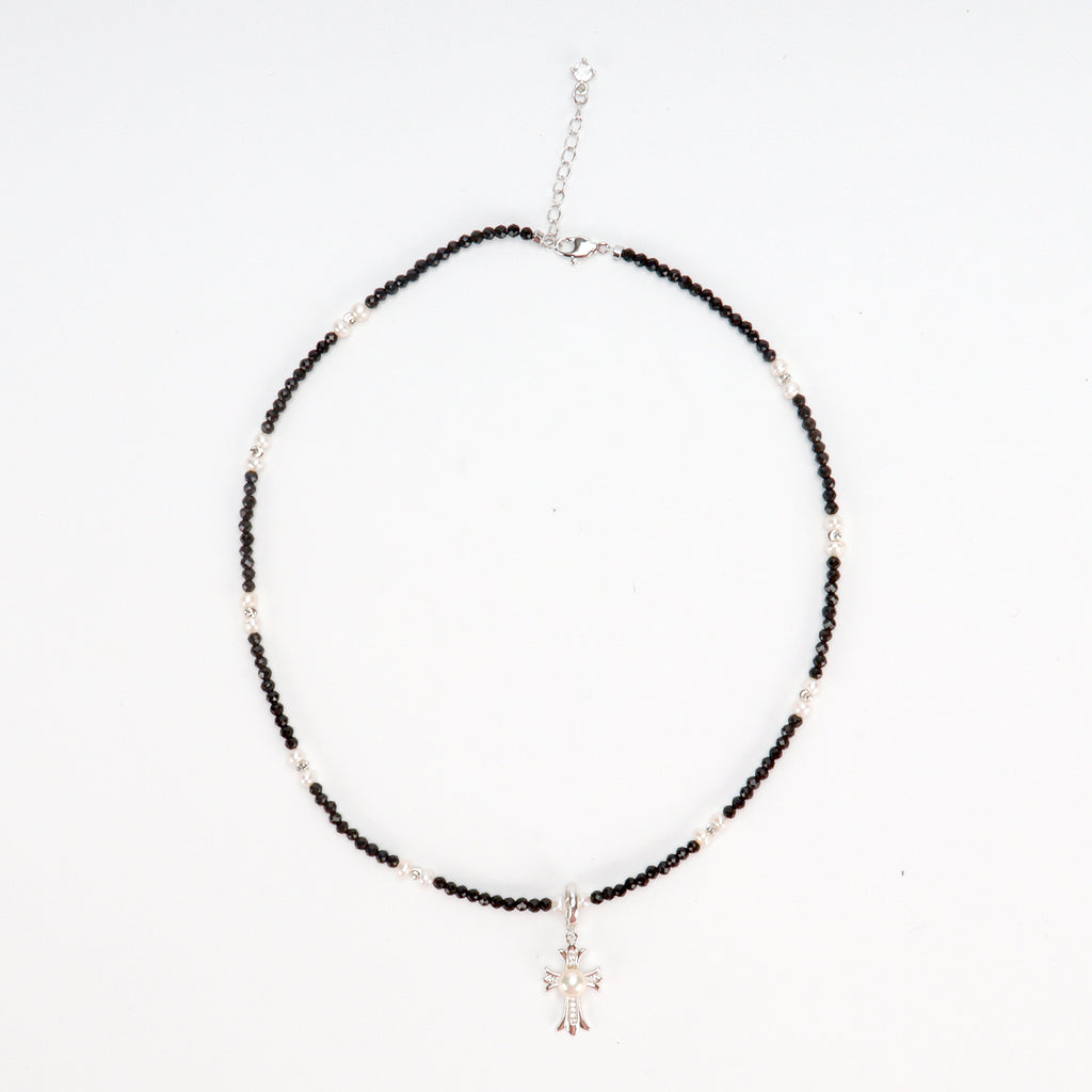 New Design Natural Freshwater White Pearl Popular Cross Star Pendant Necklace Black Spinel Beaded Necklace Jewelry for Women