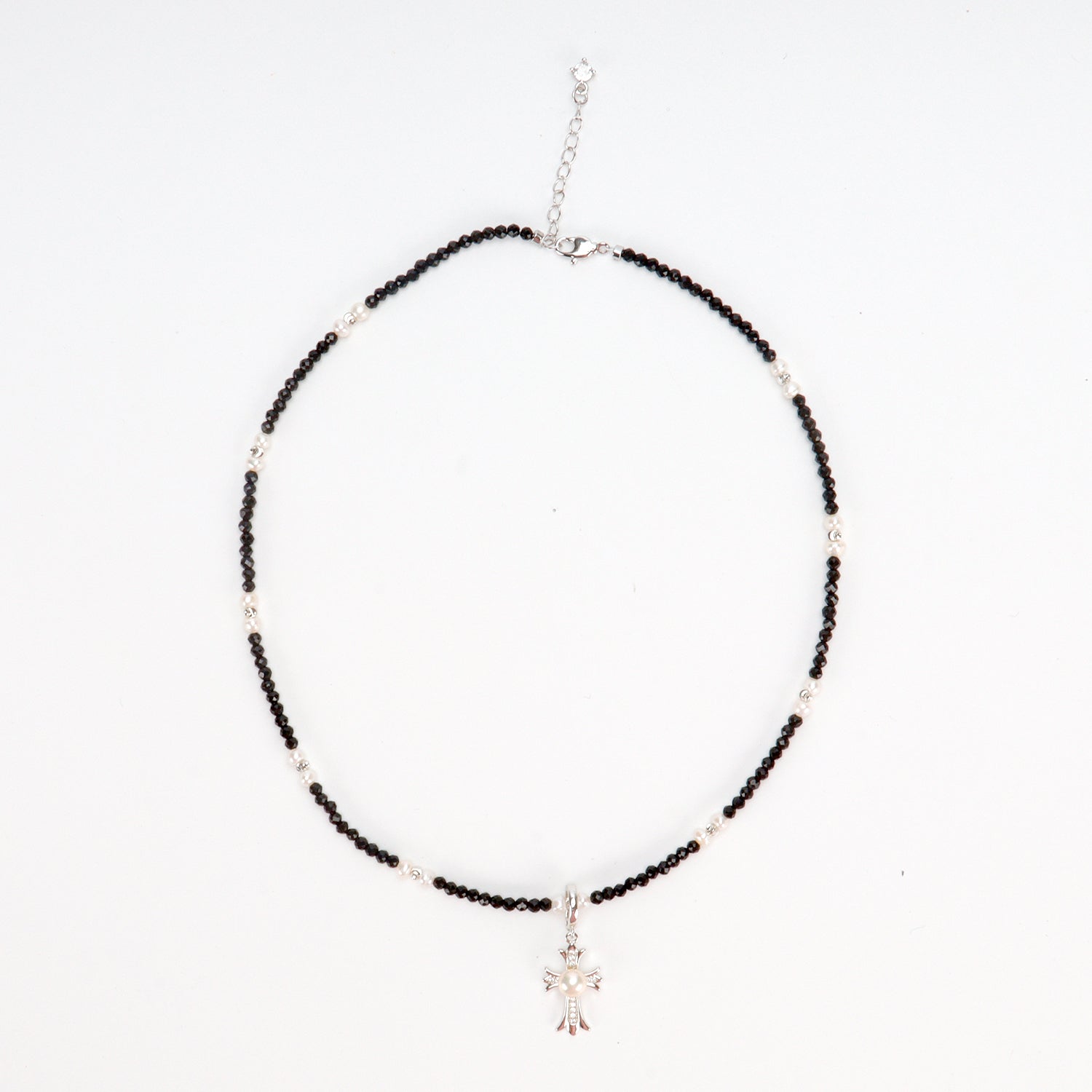 New Design Natural Freshwater White Pearl Popular Cross Star Pendant Necklace Black Spinel Beaded Necklace Jewelry for Women