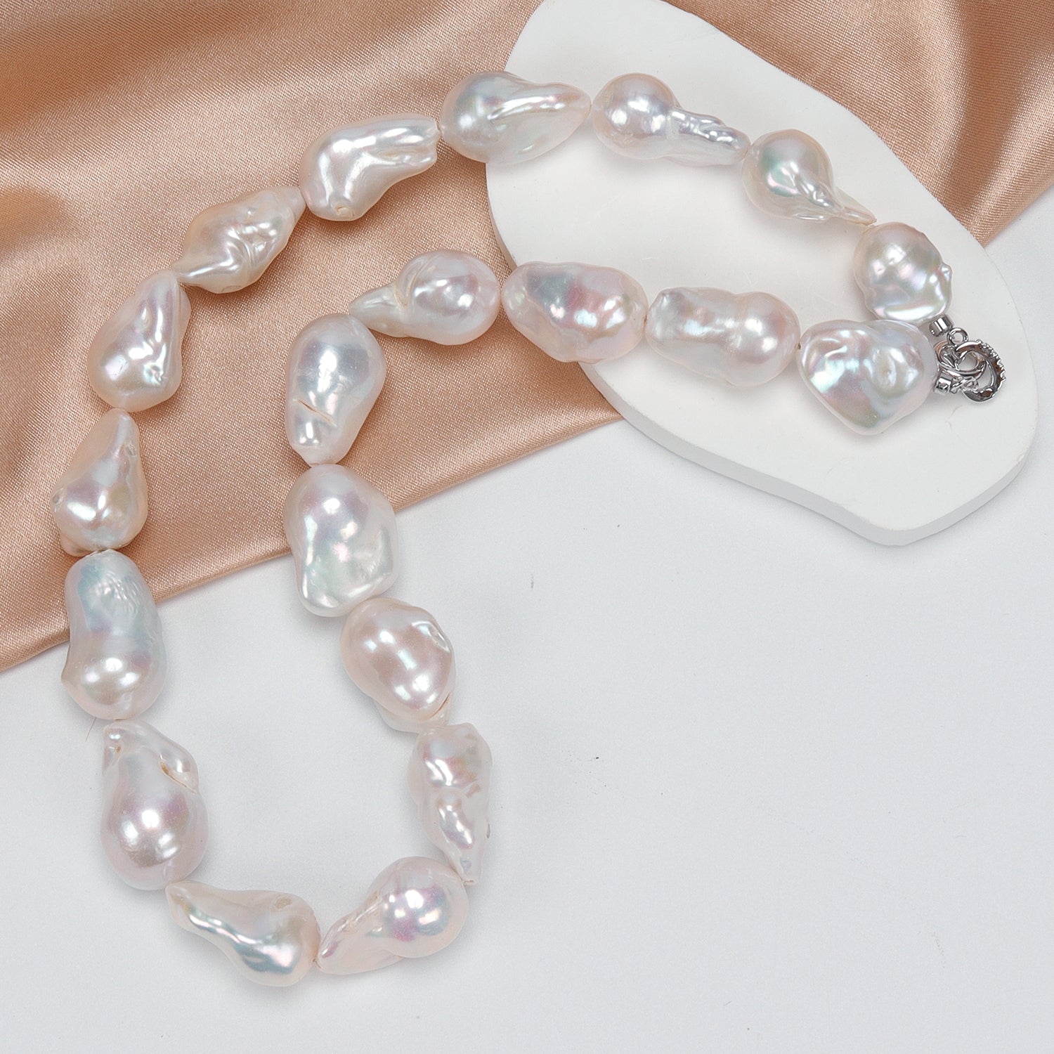 Good Quality Natural Freshwater white Irregular large Baroque Pearl bead Necklace, High-end pearl necklace for Women's jewelry