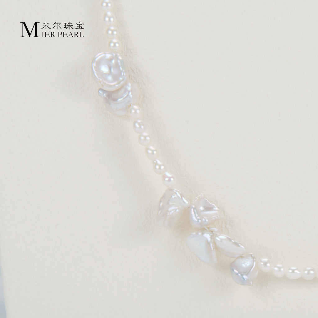 Favourite Natural Freshwater Rice Shaped Pearl Full Bead Necklace with Petals Baroque Pearl Fashion Necklace for Women