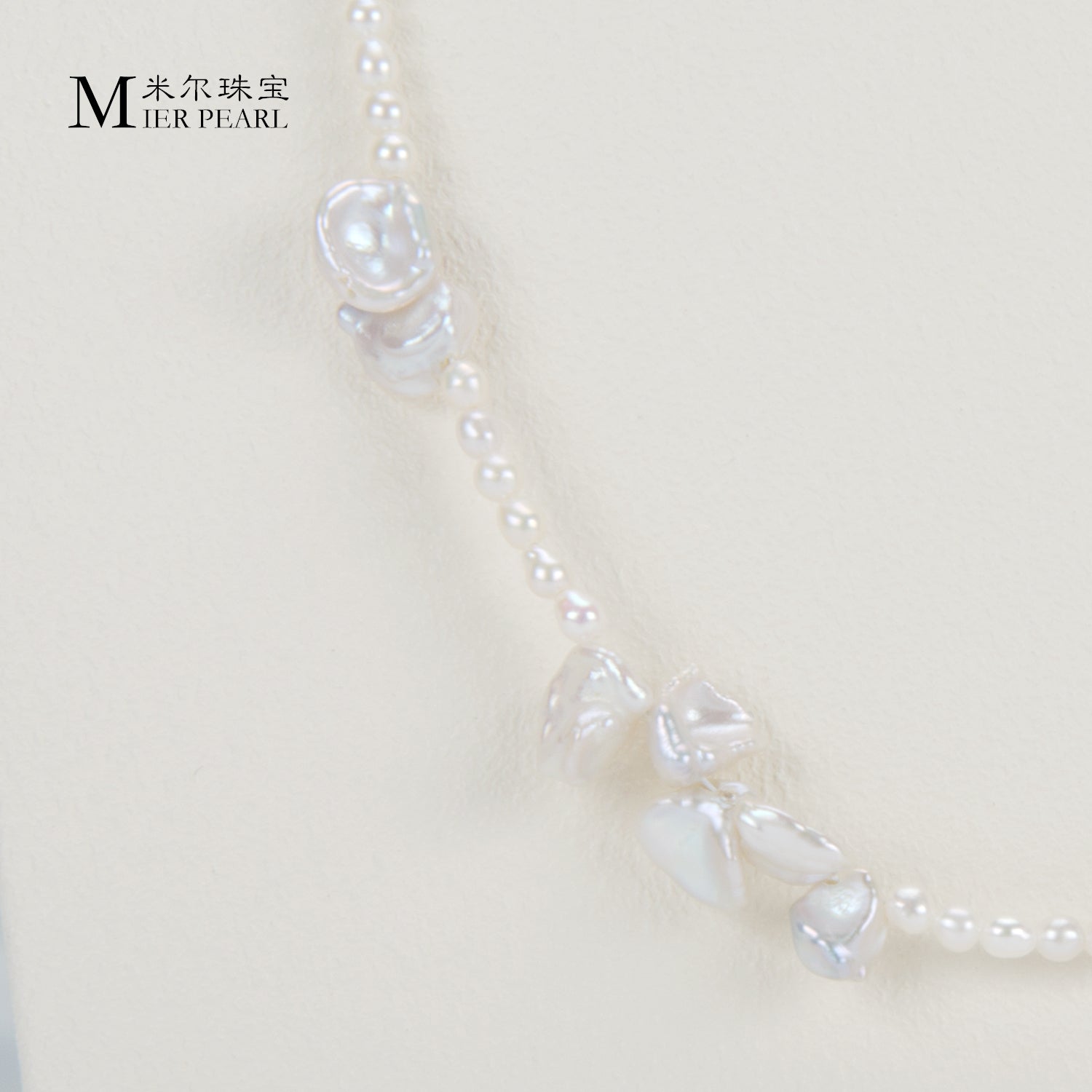 Favourite Natural Freshwater Rice Shaped Pearl Full Bead Necklace with Petals Baroque Pearl Fashion Necklace for Women