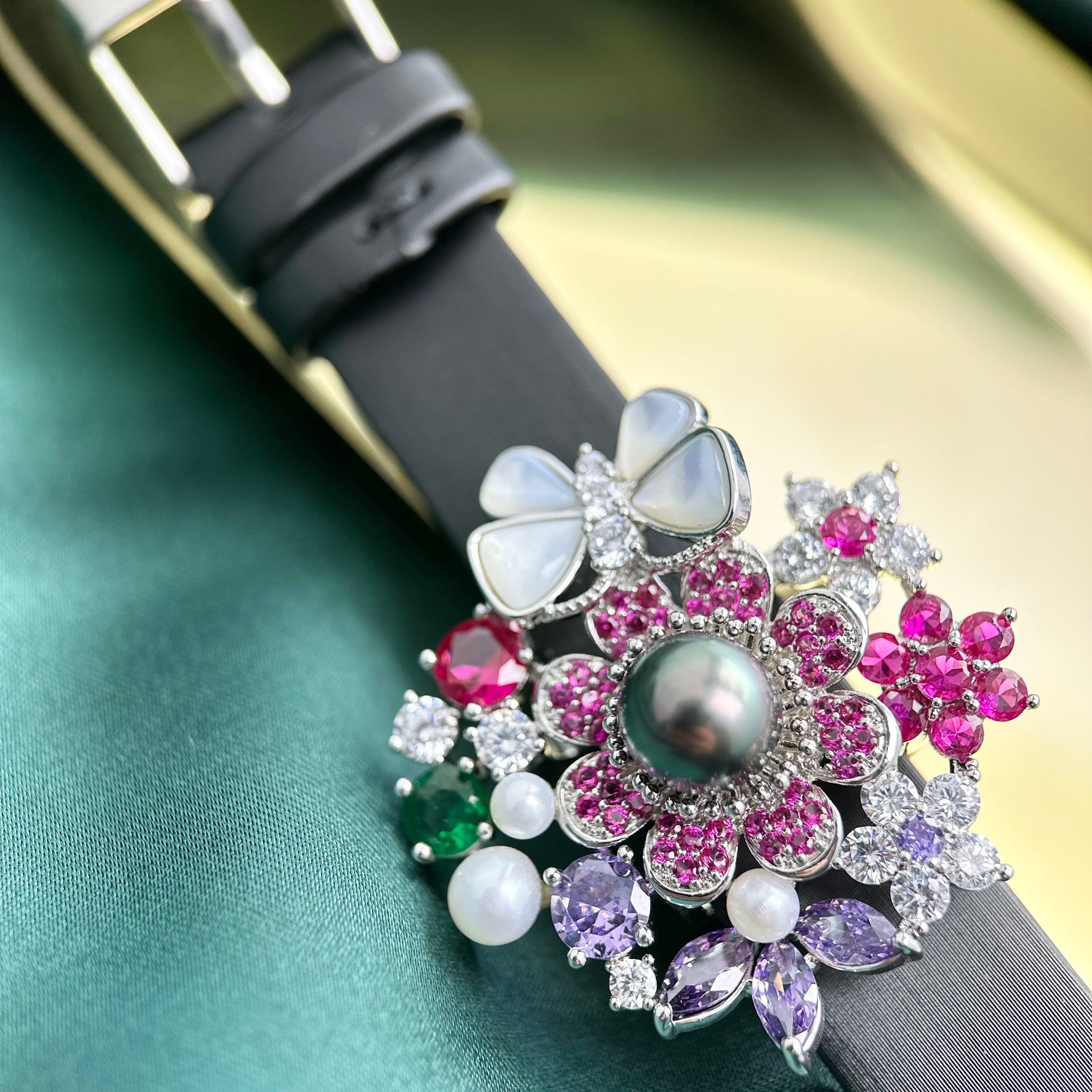 High quality Natural seawater Tahiti brooch bracelet, Fashionable high-end pearl brooch bracelet dual-use for women