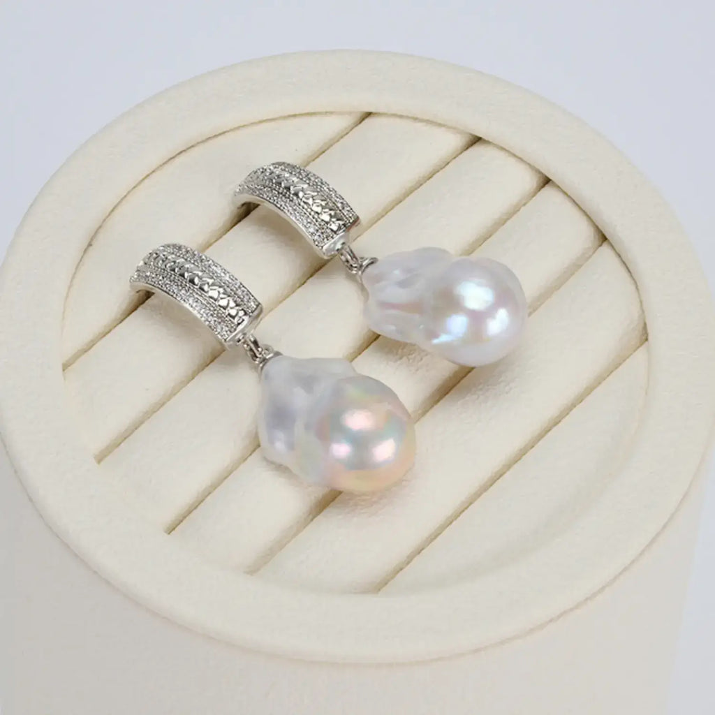 New Product Classical Style Earrings Natural Freshwater Baroque Pearl Earrings Gift for Girls