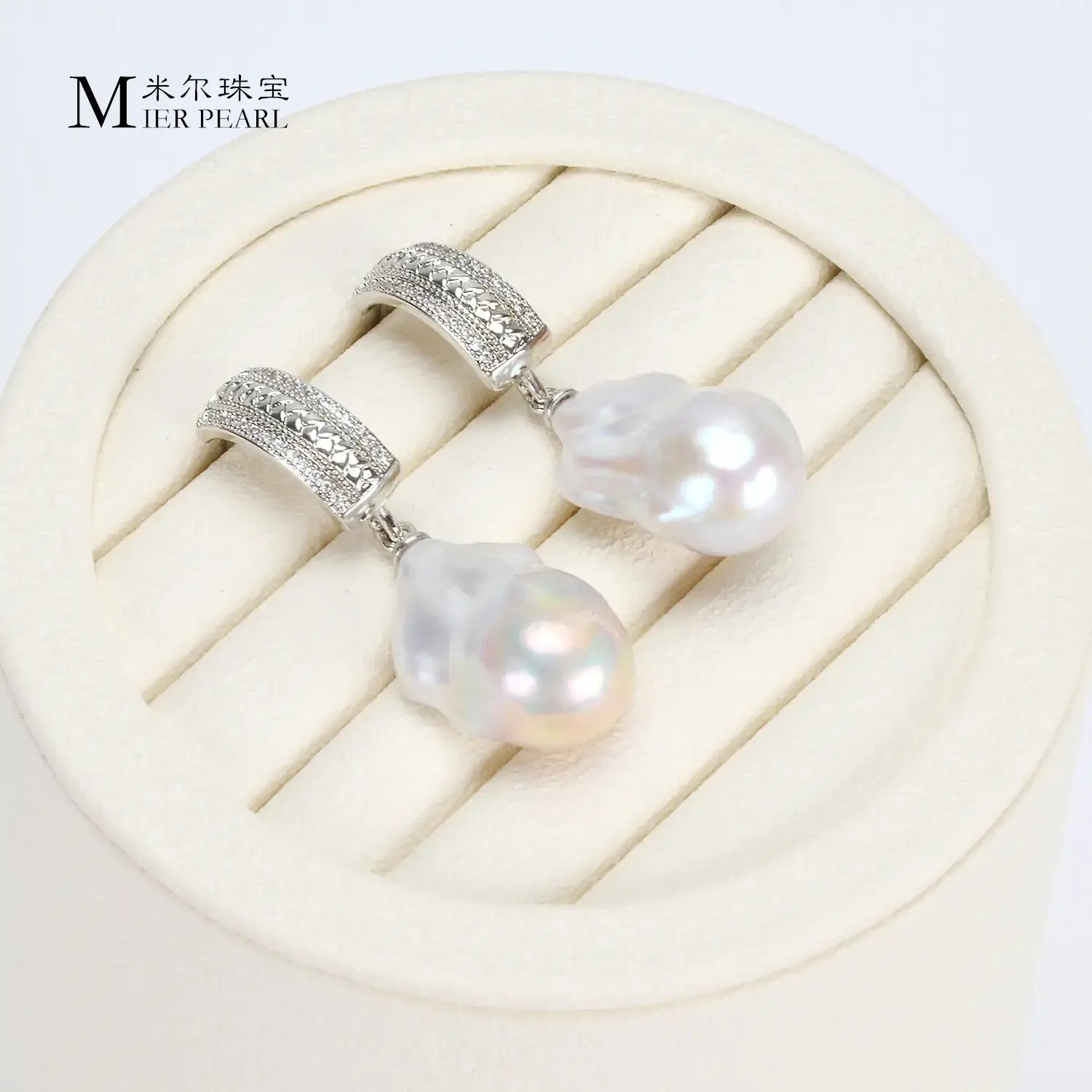 New Product Classical Style Earrings Natural Freshwater Baroque Pearl Earrings Gift for Girls