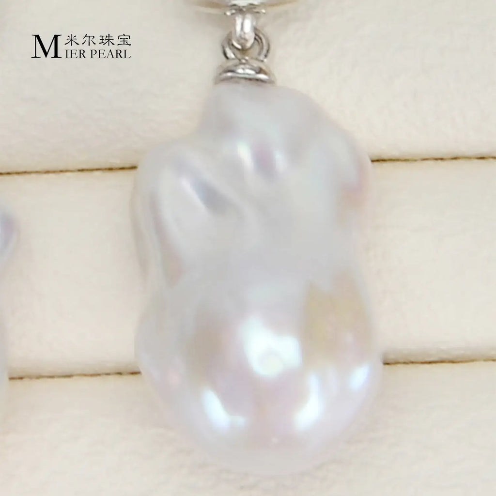 New Product Classical Style Earrings Natural Freshwater Baroque Pearl Earrings Gift for Girls