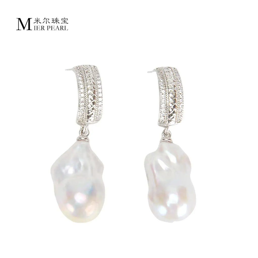 New Product Classical Style Earrings Natural Freshwater Baroque Pearl Earrings Gift for Girls