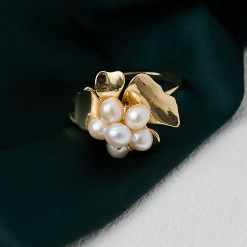 Hot Selling Freshwater pearl flower  Ring fashion vacation style flower  decoration trendy jewelry Ring