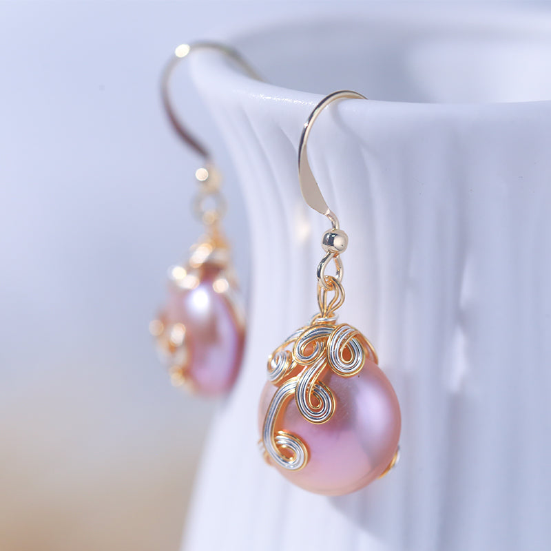 Natural freshwater purple button-shaped baroque pearl earrings, 14K gold-plated hand-wound fashionable and high-end earrings