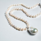 Natural freshwater white irregular Baroque pearl pendant necklace, fashionable high-end pearl necklace for women