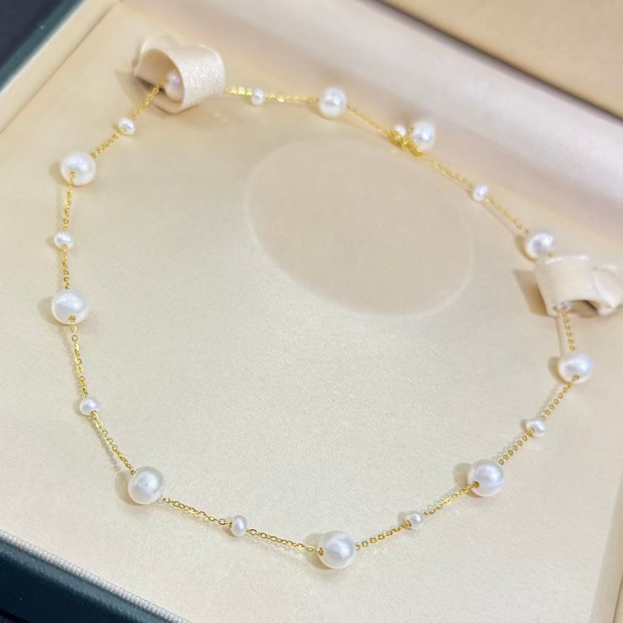 Hot selling Natural Freshwater white bead spaced starry sky necklace, Fashionable and exquisite pearl necklace for women