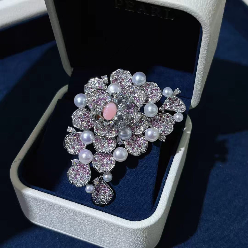 High quality Natural Freshwater pearl flower brooch, fashionable high-end pearl brooch as a gift for women