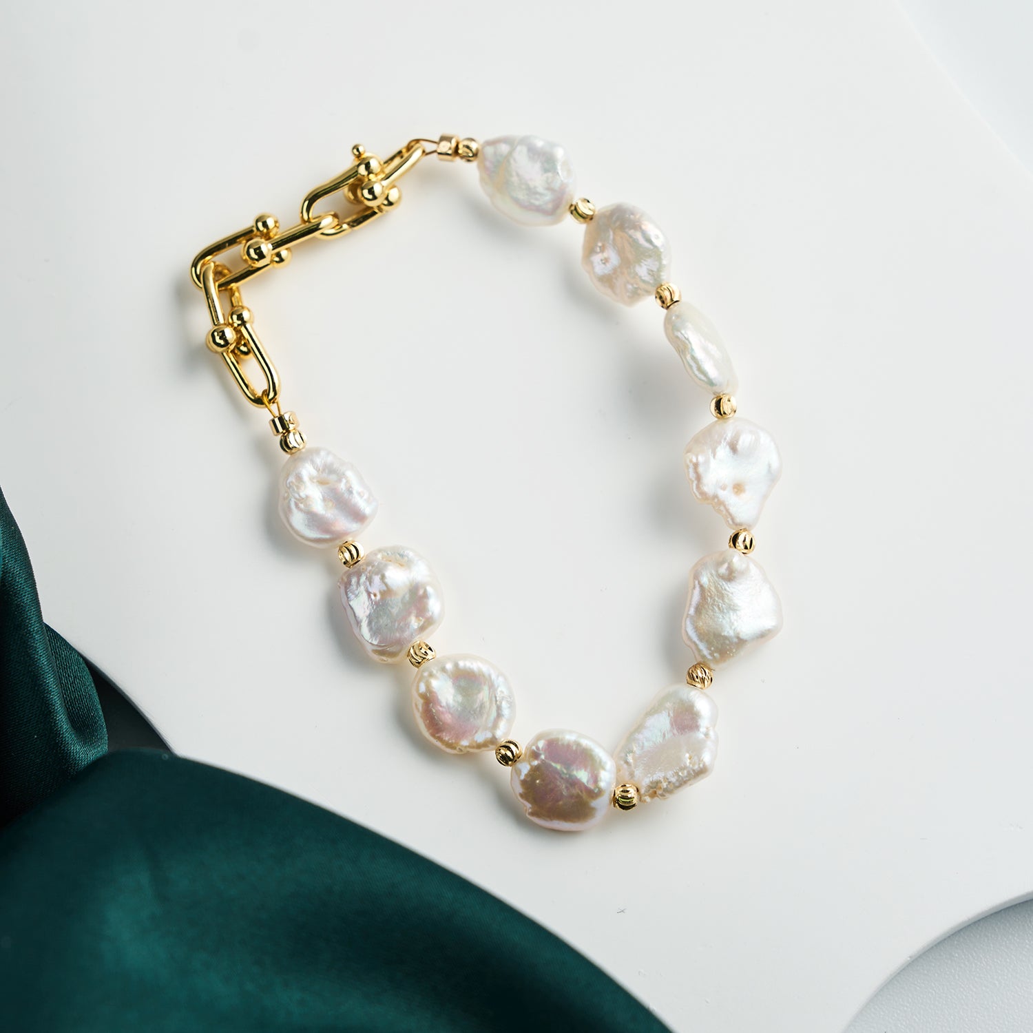 Fashion Baroque Pearl Chain Bracelet  Sweet Romantic Wedding Irregular Pearl Bracelet For Women Girls