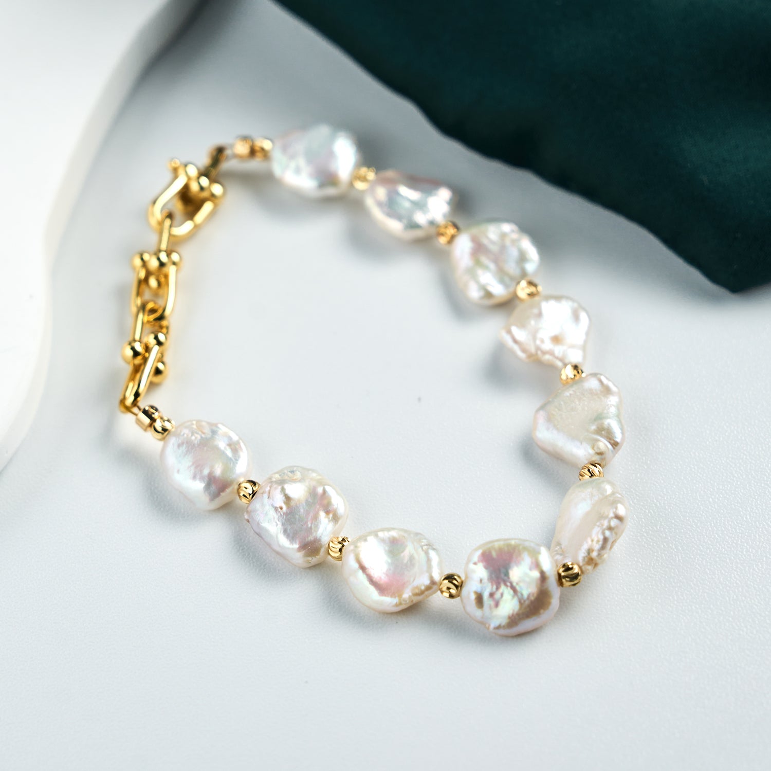 Fashion Baroque Pearl Chain Bracelet  Sweet Romantic Wedding Irregular Pearl Bracelet For Women Girls
