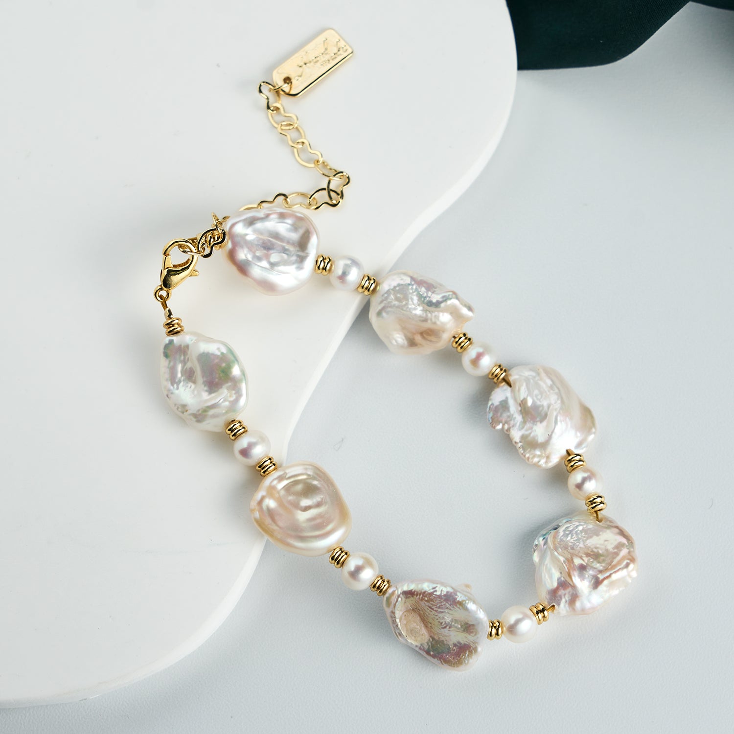 Top Fashion Baroque Natural Freshwater Irregular Pearl Bracelet Adjustable Fashion Beaded beads Bracelet