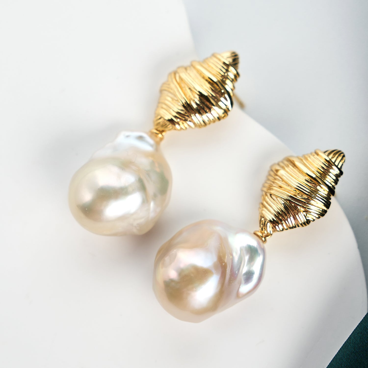 Promotional Freshwater White Pearl Earrings Large Baroque Pearl Earrings Women's Wedding Jewelry Set Gift Luxury Earrings